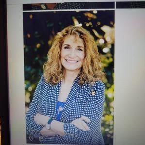 Meet your Posher, Lynette